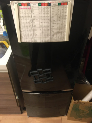 2017年製　TOSHIBA製冷蔵庫　カラー黒