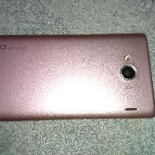 au Qua phone  KYV42 2017年のスマホです(...