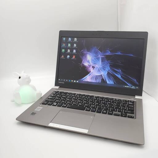 東芝 第四世代Corei5 SSD128GB メモリ4GB ノートパソコン