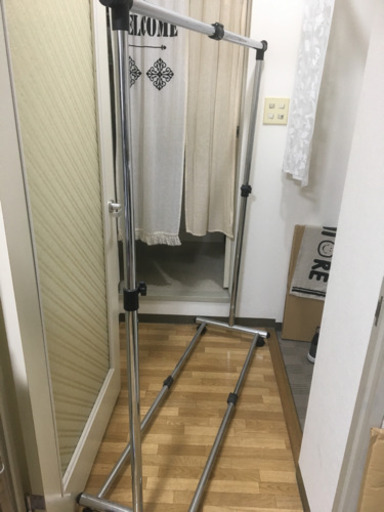 ハンガーラック