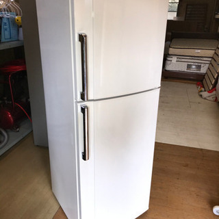 【リサイクルサービス八光　田上店　安心の1か月保証　旧鹿児島市内配達・設置無料】シャープ SHARP SJ-23R-W [冷蔵庫（228L・右開き） ホワイト系]