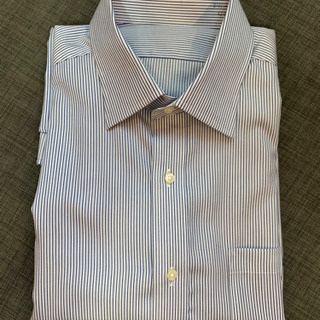 ストライプのノーアイロンワイシャツ