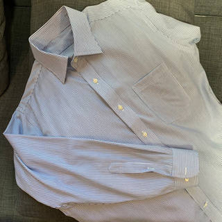 ストライプのノーアイロンワイシャツの画像