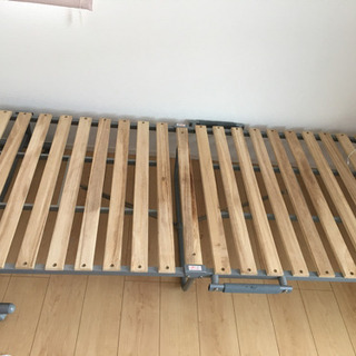 折りたたみ　スノコベッド