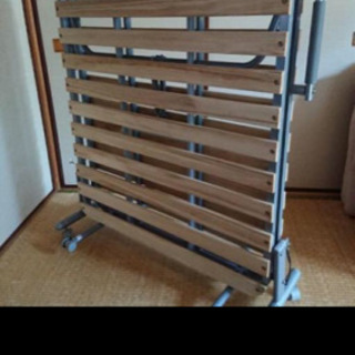 折りたたみ　スノコベッドの画像