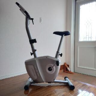トレーニング器具：エアロバイク