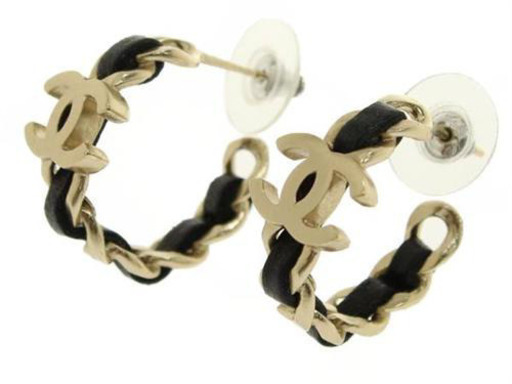 シャネル　ピアス