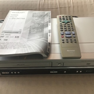 ビデオ＋DVDデッキ　×３台の画像