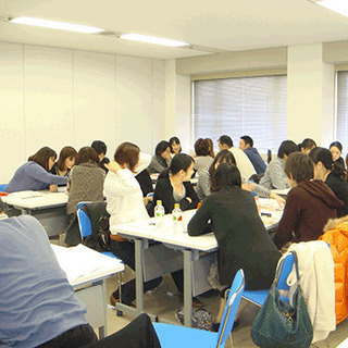 ワンコイン英会話クラブ【池袋・木曜日19時から】初心者大歓迎！