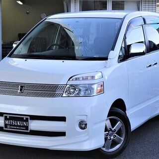 ⭐誰でも車がローンで買える⭐🚗自社ローン専門店🚗ヴォクシー Ｚ　...