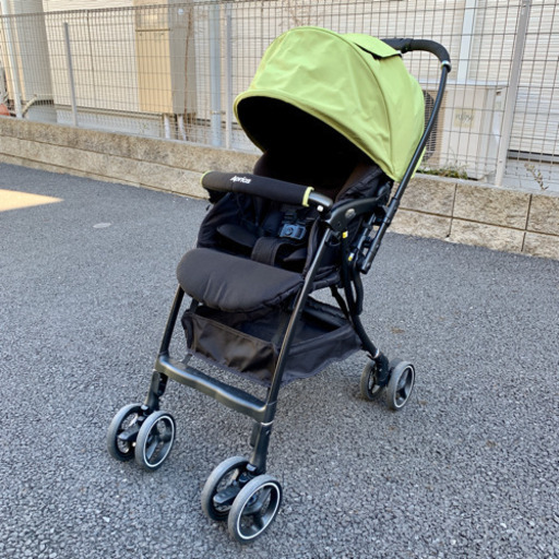 【メーカー保証有】Aprica アップリカ 軽量オート4輪ベビーカー ラクーナエアー【別売レインカバー付】