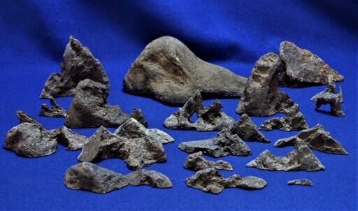 山水景石 水石 盆景 添景 盆栽道具 盆石 箱庭 鑑賞 観賞 豆道具 ミニチュア 添配 自然石 石山 島形石 遠山石 山水石 鑑賞石 山形石