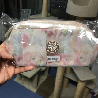 あげます！化粧ポーチ