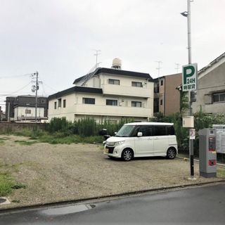 ■左京区田中北春菜町 ■通風・陽当たり良好！ ■大変生活便利な立地☆