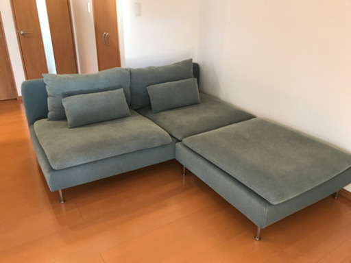 IKEA製のソファ&スツール