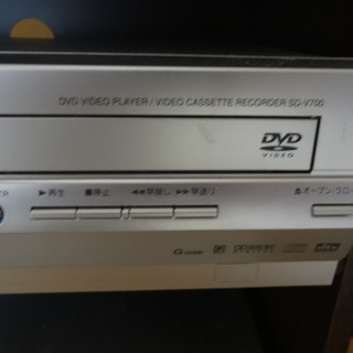 東芝 VTR一体型DVDプレーヤーの画像