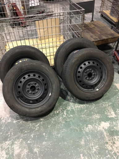 ノーマルタイヤ　195/65/15