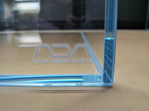 ② ADA キューブガーデン W30×D30×H30 水槽