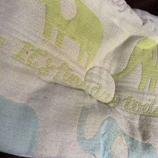 トイザらス★ベビー枕★ぞうさん★の画像