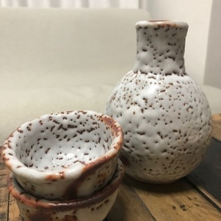 【無料】徳利・お猪口×2個セット