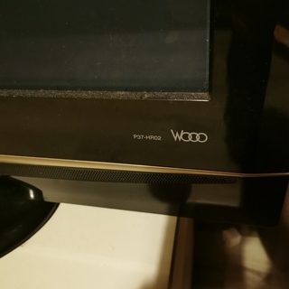 【再掲載】テレビあげます日立Woo37インチ、録画機能あり、テレビ台つきの画像
