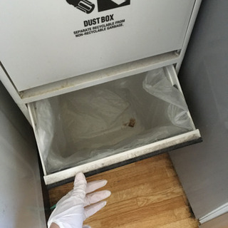 3段ゴミ箱の画像