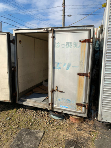 値下げしました❗️コンテナ入りませんか？