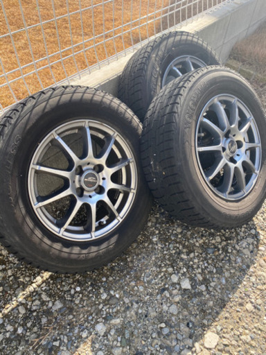 ノート　スタットレスタイヤ　ホイル付