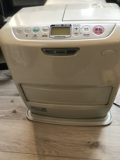 【遠隔操作にも応える熱い奴】CORONA 石油ファンヒーター