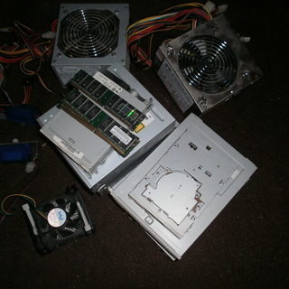 不要自作PCパーツ差し上げます