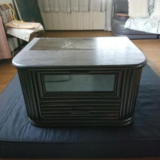 テレビ台です。