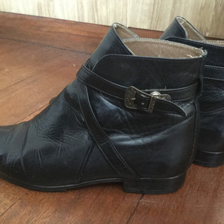 ブーツ　(23cm)
