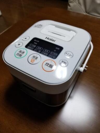 美品2017年製ハイアール　炊飯器　Haier JJ-M31A(W)