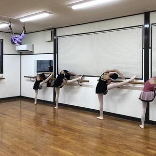 ☆バレエ ビギナーズクラス  レッスン生募集☆の画像