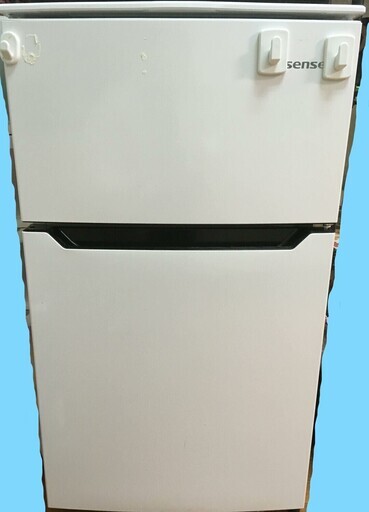 【2017年製】Hisense　2ドア小型冷凍冷蔵庫　93L　ほぼ新品！