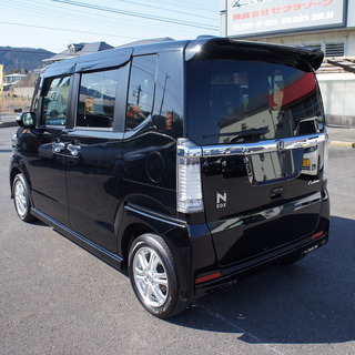ホンダN-BOX カスタムの画像