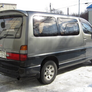 グランビアQ ディーゼルターボ4WDの画像