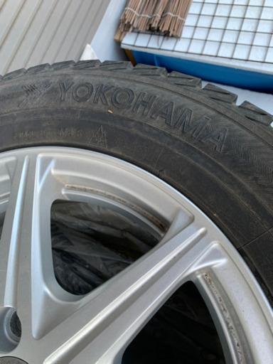 ＊値下げ＊スタッドレスタイヤ４本（ホイル付き）