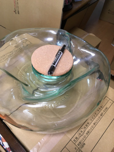 ガラスの入れ物　イタリア製