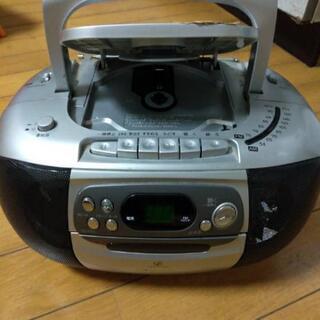 ラジカセ　あげます！！もらってください☆