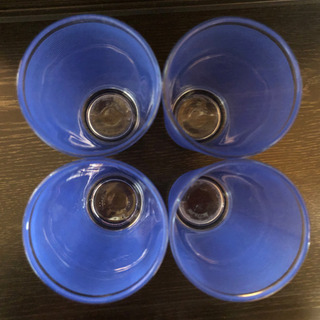 ＊決定＊差し上げます【USED】★青いシマシマが涼し気なグラス　４個★コップの画像