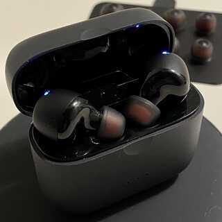Anker Soundcore Liberty Air 2 ワイヤレスイヤホン★純正ワイヤレス充電器付き★の画像