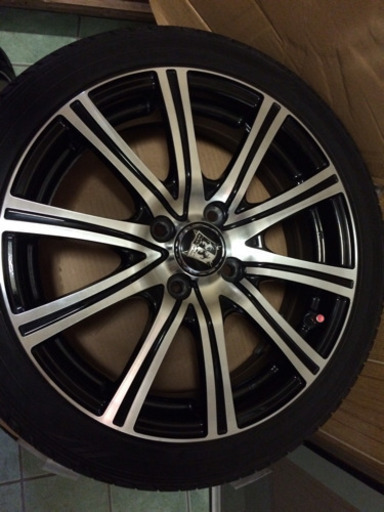 ホイール16インチ