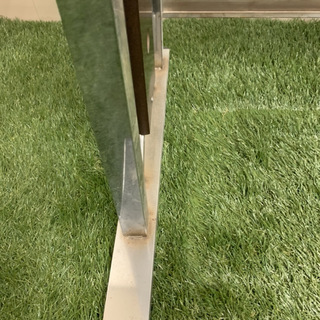 【無料で差し上げます】ガラス机１名用×【2台】※引き取り限定の画像