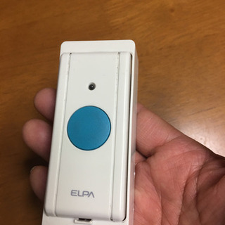 【成立❣️】ELPA ワイヤレスチャイム　押ボタン送信機セット＋受信器（増設用）の画像