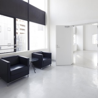 人気のスタイリッシュな撮影レンタルスタジオ &studio  (www.andstudio6.com )のスタジオアシスタントを急募します!の画像