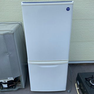 冷蔵庫あげます。引き取り限定　早い人優先の画像