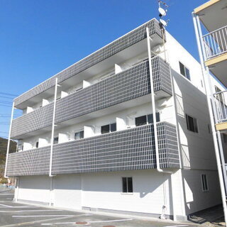 ✨仲介手数料無料✨礼金なし（ゼロ）物件✨😸ペット可（犬・猫）飼育可！🏠掛川市大渕のお部屋★間取り1K（洋室6帖、K3帖）★お家賃21,000円🍀お洒落なお部屋！【ラベンダータウンB3-A号室（1K）】 − 静岡県