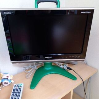 値下げします。AQUOS16インチ　2008年製中古の画像