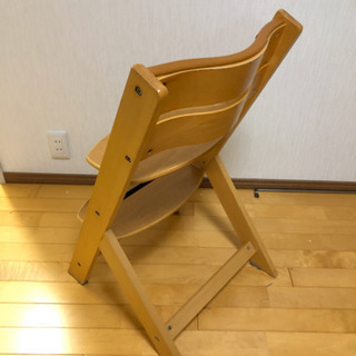 ベビーチェア の画像